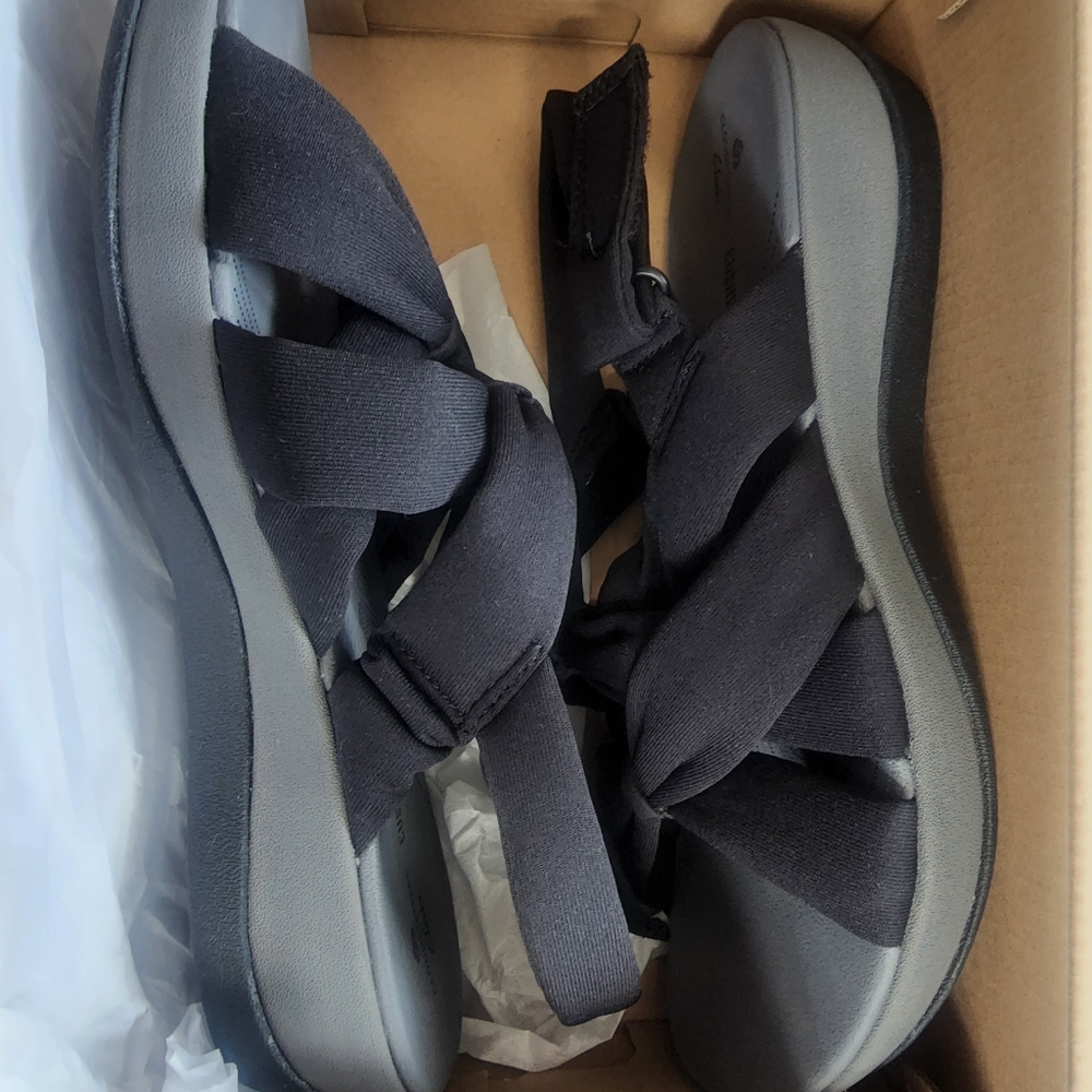 Clarks® Arla Meg Cloudstepper Women's Sandals